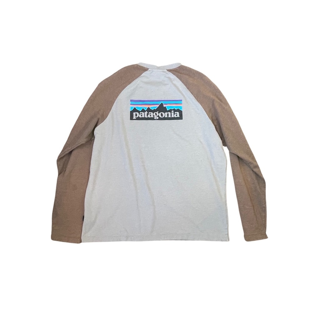 Patagonia Long Sleeve L/S Logo Lightweight Sweatshirt Size XLarge Gray And Brown